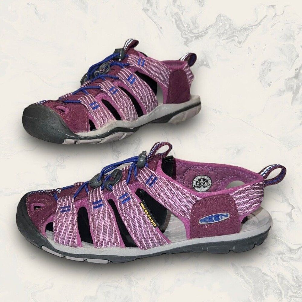 Keen Clearwater CNX Waterproof Hiking Sandal US Woman’s Size 6 purple 1018499
